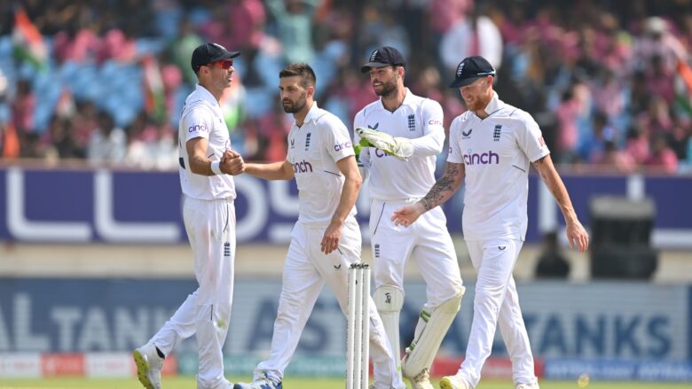 Mark Wood Returns to England's XI for Dharamsala Test!